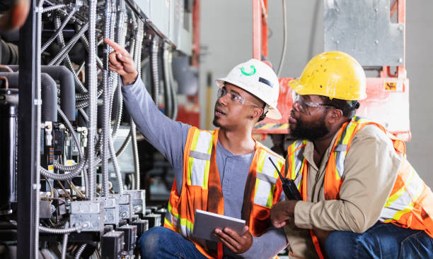 Best Industrial Electrical Services  in Hooks, TX