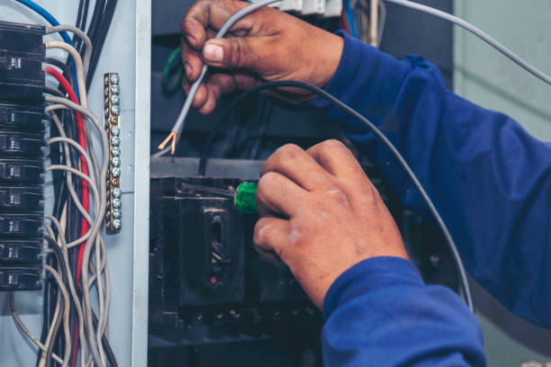 Best Ceiling Fan Installation Electrician  in Hooks, TX