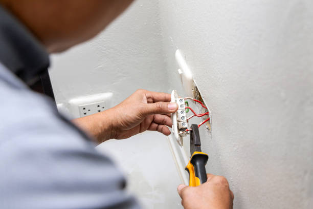 Best Electrical Installation Contractor  in Hooks, TX
